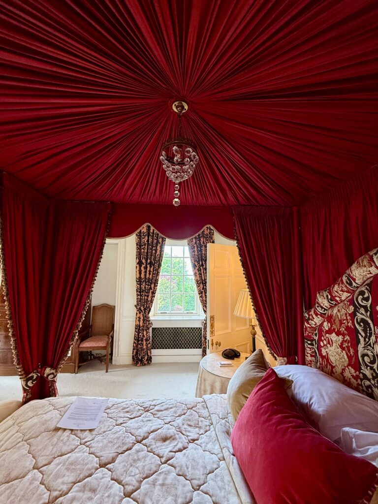 Himmelbett in der Suie von Glenapp Castle